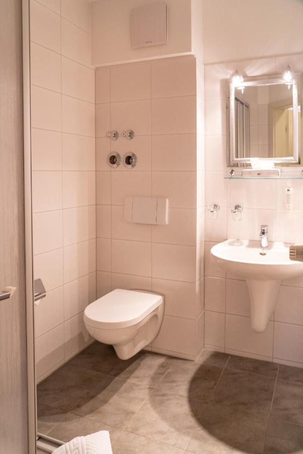 Parkhotel Neustadt Garni Экстерьер фото