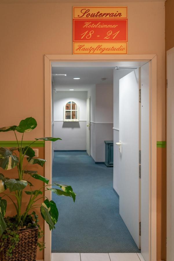 Parkhotel Neustadt Garni Экстерьер фото